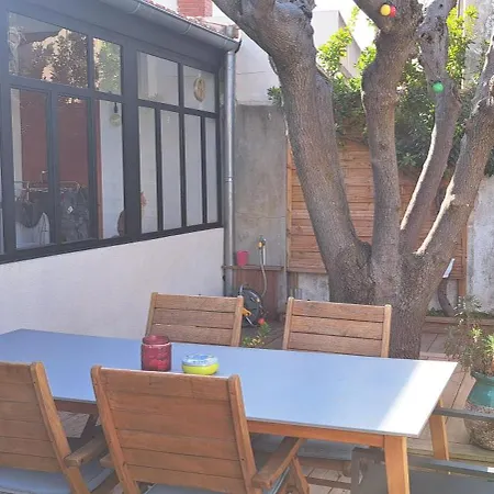 Casa de Férias Maison De Avec Piscine *